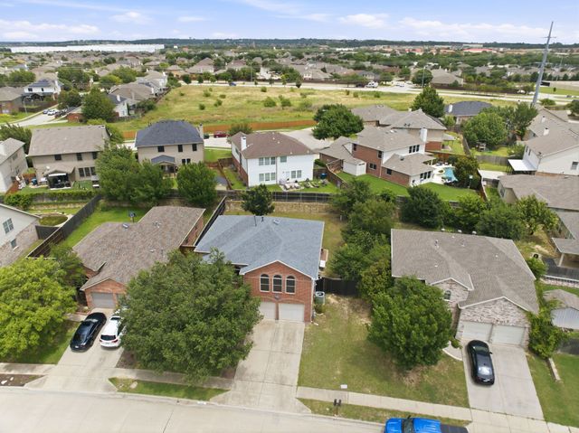 13132 Padre Avenue, Fort Worth, TX 76244