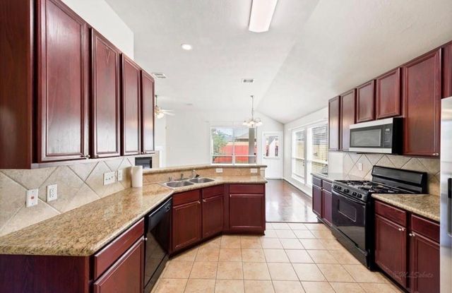 19454 Plantation Cove Lane, Katy, TX 77449