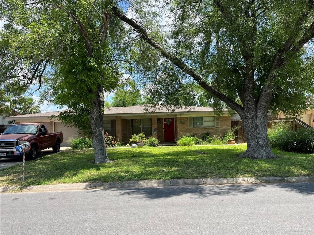 2108 Whitewing Drive, Mcallen, TX 78501