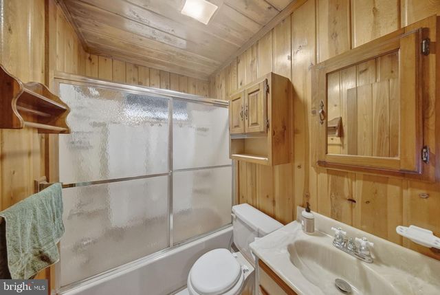 57 BRINDLETOWN RD, New Egypt, NJ 08533