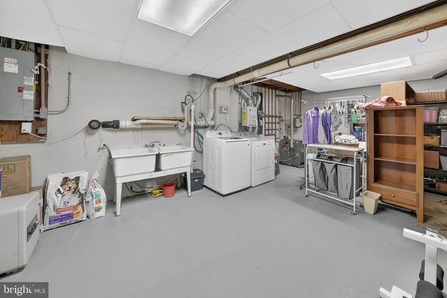 57 BRINDLETOWN RD, New Egypt, NJ 08533