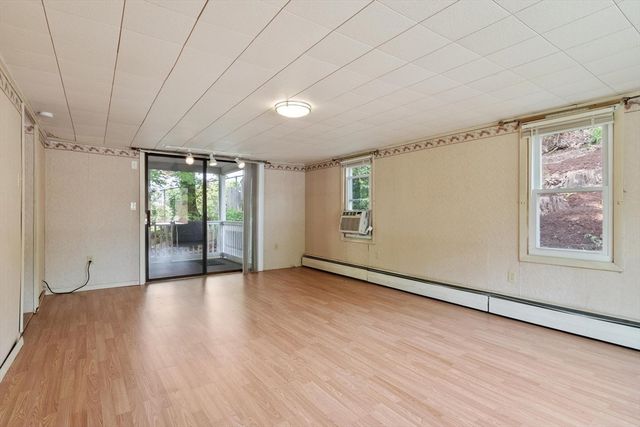 3 Montana Ct, Leominster, MA 01453