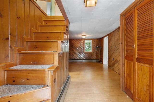 3 Montana Ct, Leominster, MA 01453