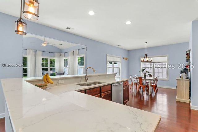 216 Station Pkwy, Bluffton, SC 29910
