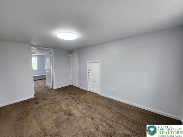 4034 Easton Avenue 1A 2nd Floor, Bethlehem City, PA 18020