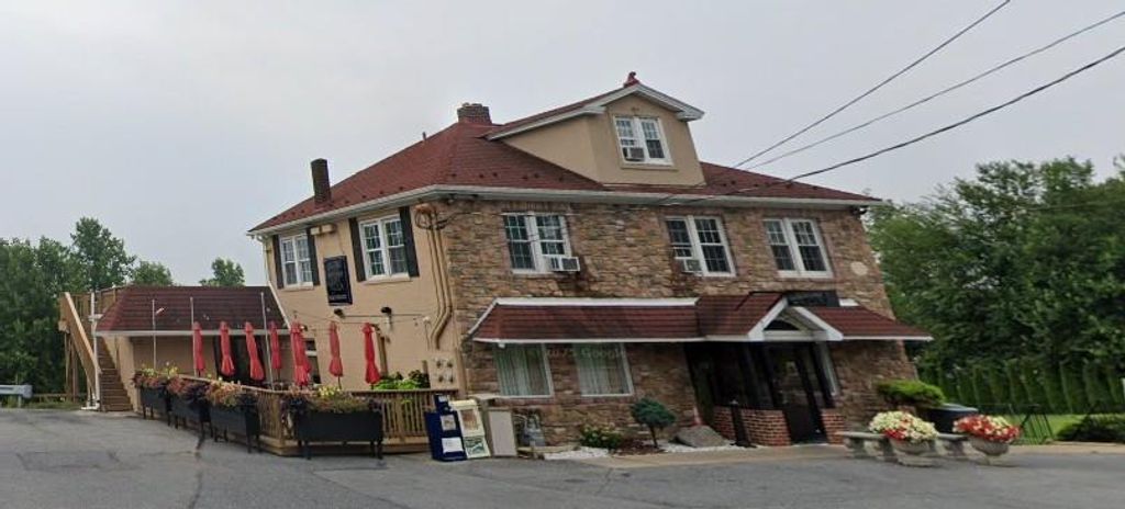 4034 Easton Avenue 1A 2nd Floor, Bethlehem City, PA 18020