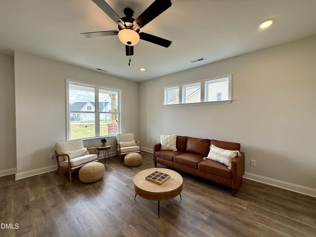 88 Sundrops Trail, Dunn, NC 28334