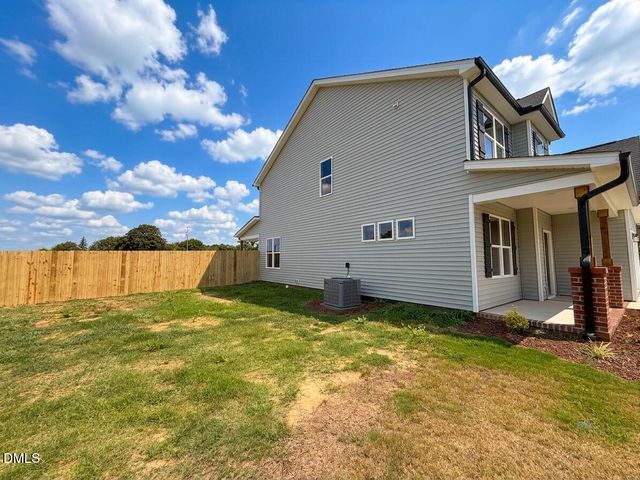 88 Sundrops Trail, Dunn, NC 28334