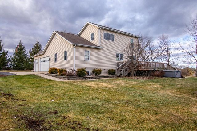 5232 County Highway P, West Bend, WI 53095