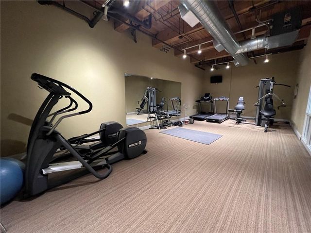 609 Central Street 1303, Kansas City, MO 64105