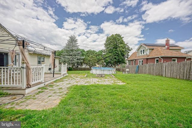 18 E 6TH AVE, Runnemede, NJ 08078