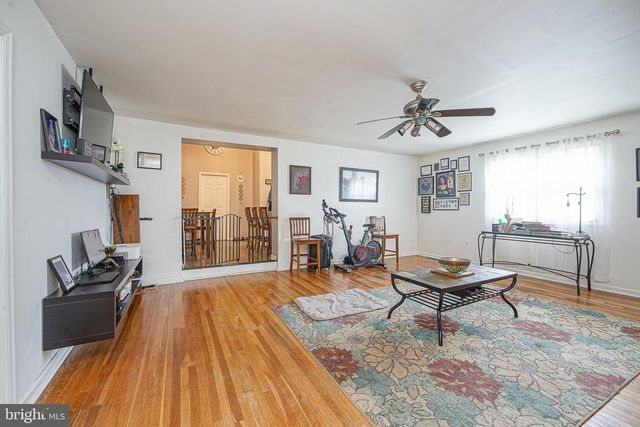 18 E 6TH AVE, Runnemede, NJ 08078