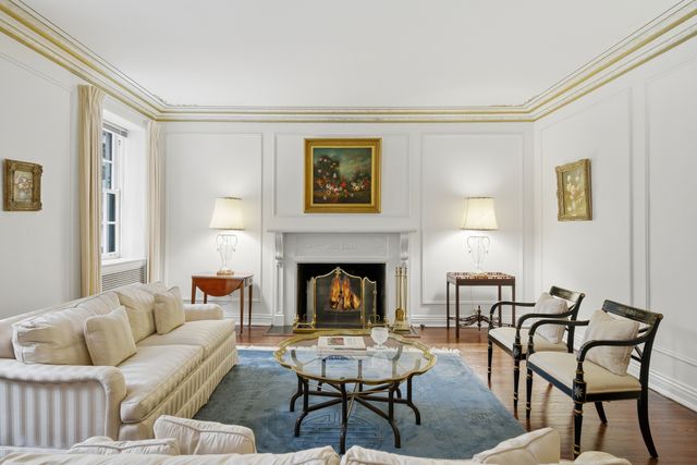 232 E Walton Place 3E, Chicago, IL 60611