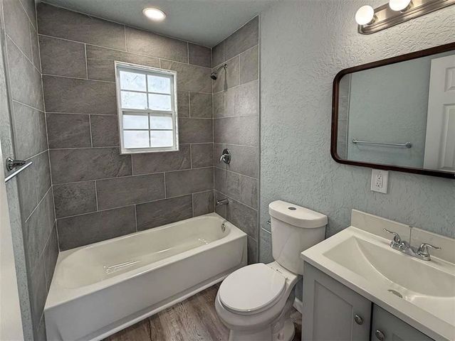 124 SW 45th ST, Lawton, OK 73505