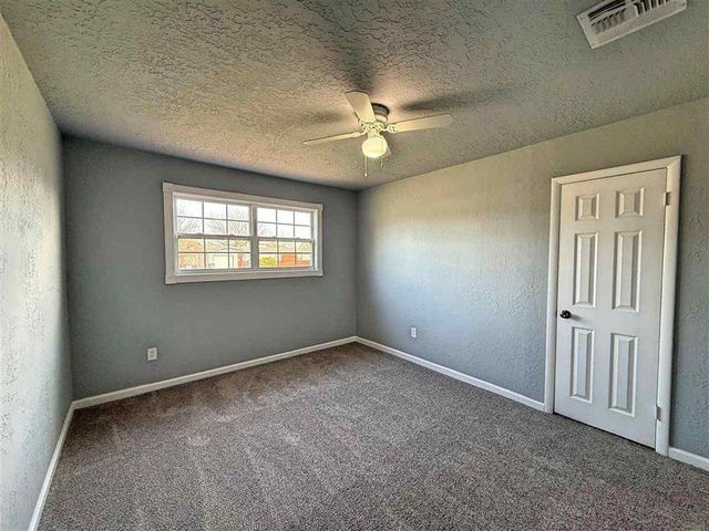 124 SW 45th ST, Lawton, OK 73505