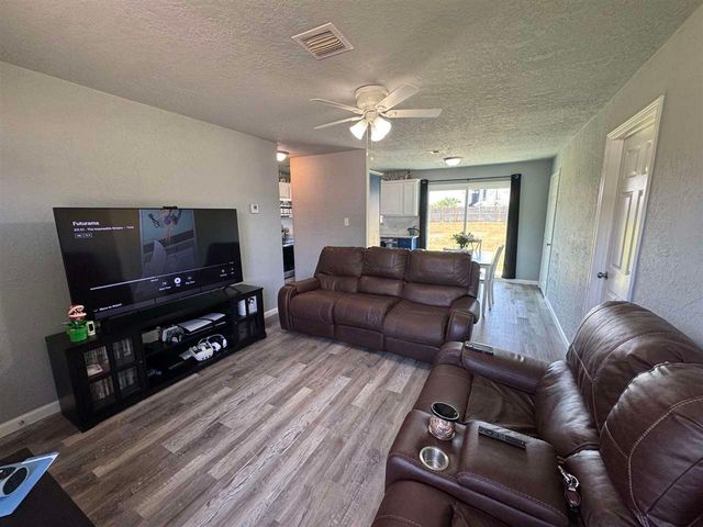 124 SW 45th ST, Lawton, OK 73505