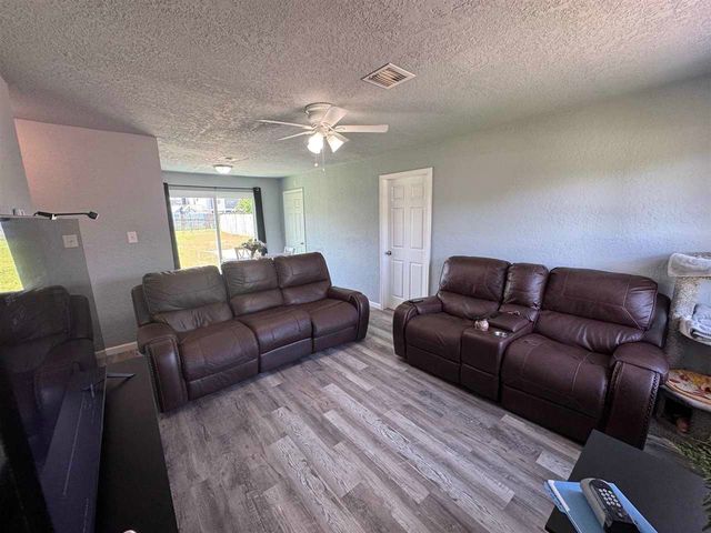 124 SW 45th ST, Lawton, OK 73505