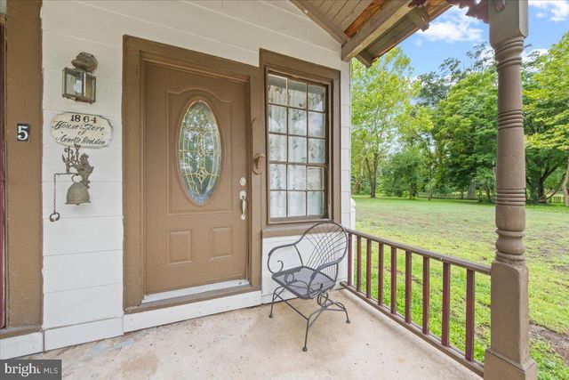 5 MILL ST, Southampton, NJ 08088