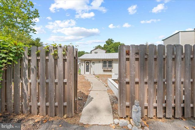 5 MILL ST, Southampton, NJ 08088