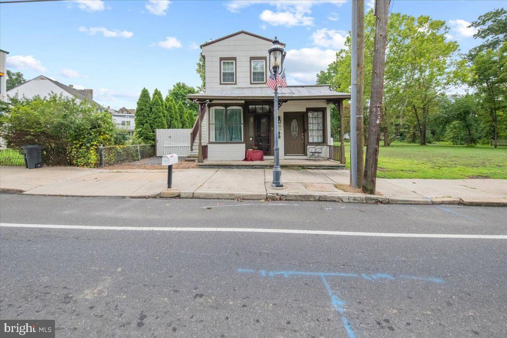 5 MILL ST, Southampton, NJ 08088