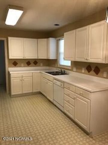 245 Fox Run Road, Pinehurst, NC 28374