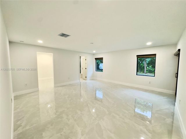 20500 SW 50th Place, Southwest Ranches, FL 33332