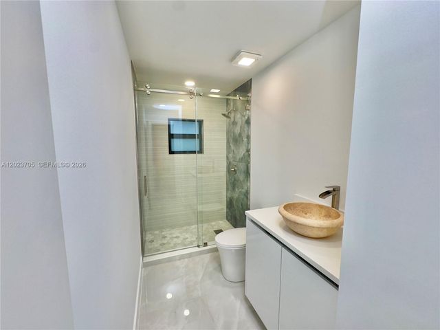 20500 SW 50th Place, Southwest Ranches, FL 33332