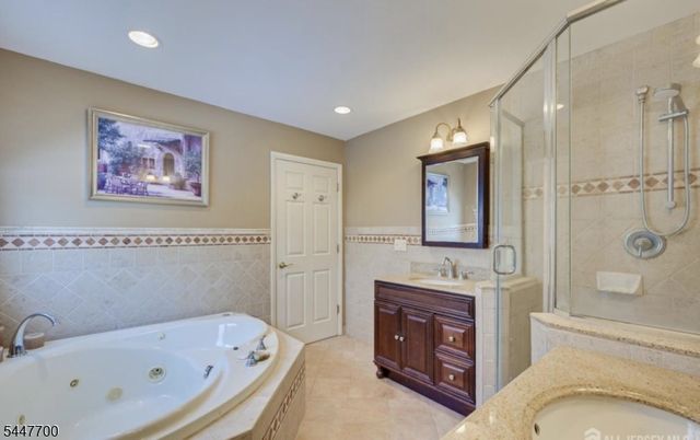 19 Annette Dr, Edison Twp., NJ 08820