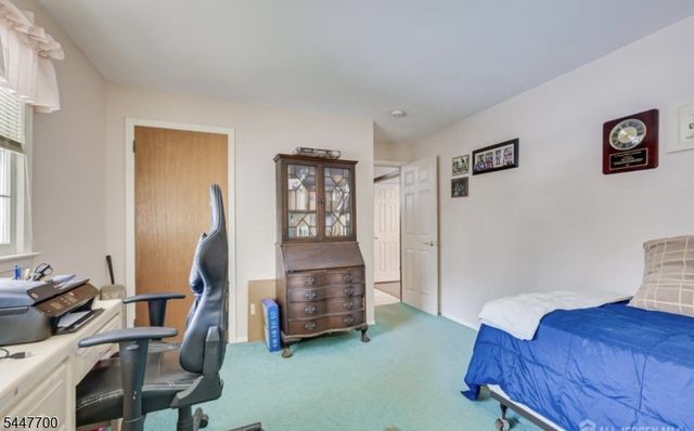 19 Annette Dr, Edison Twp., NJ 08820