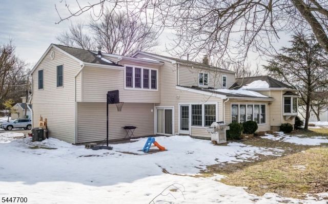 19 Annette Dr, Edison Twp., NJ 08820