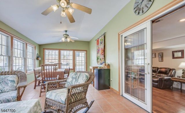 19 Annette Dr, Edison Twp., NJ 08820