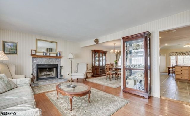 19 Annette Dr, Edison Twp., NJ 08820