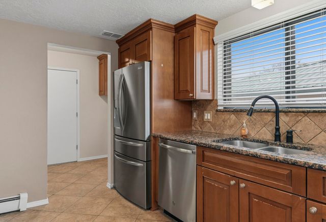 1713 Singletary Drive NE, Albuquerque, NM 87112