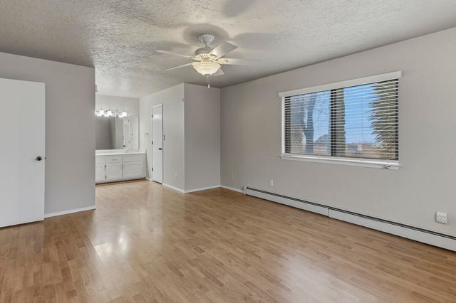 1713 Singletary Drive NE, Albuquerque, NM 87112