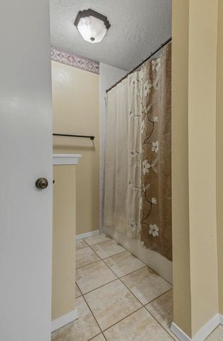 1713 Singletary Drive NE, Albuquerque, NM 87112