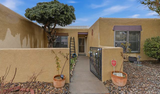 1713 Singletary Drive NE, Albuquerque, NM 87112