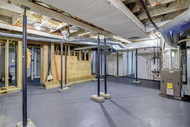 105 S Bluff Street, Albany, IL 61230