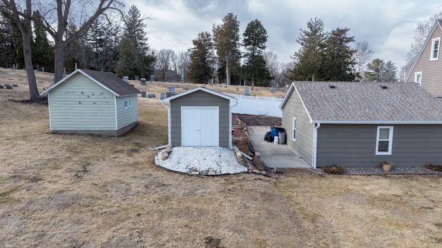 105 S Bluff Street, Albany, IL 61230