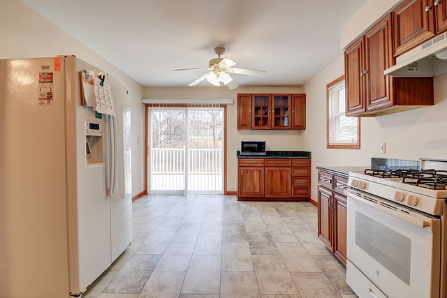 105 S Bluff Street, Albany, IL 61230