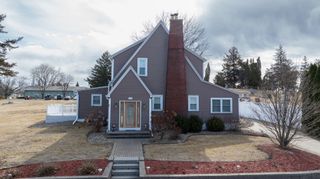 105 S Bluff Street, Albany, IL 61230