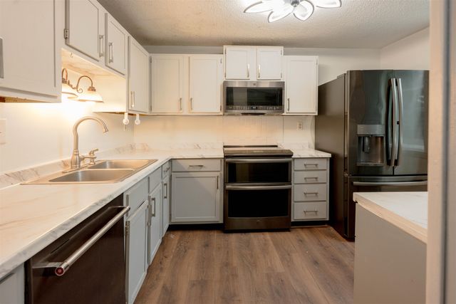 4175 CATALPA HILL DR, Bartlett, TN 38135