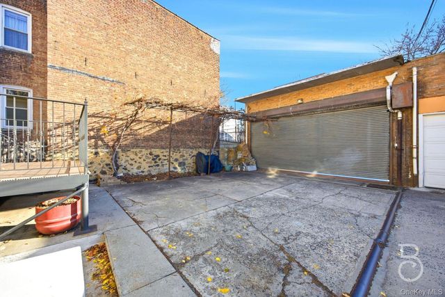 31-73 41st Street, Astoria, NY 11103