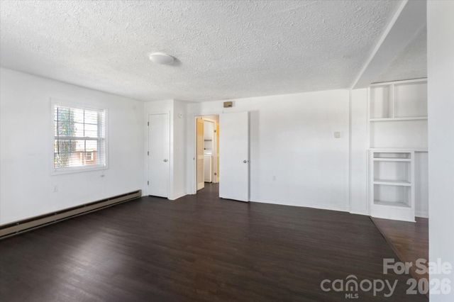 25 Montview Circle, Brevard, NC 28712