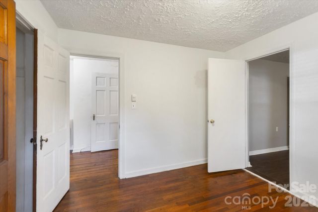 25 Montview Circle, Brevard, NC 28712