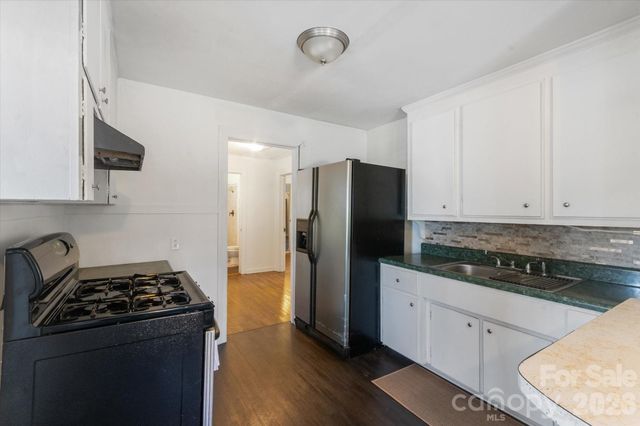 25 Montview Circle, Brevard, NC 28712