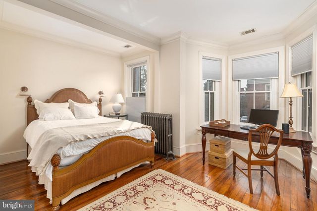 115 7TH ST NE, Washington, DC 20002