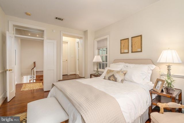 115 7TH ST NE, Washington, DC 20002