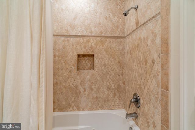 115 7TH ST NE, Washington, DC 20002