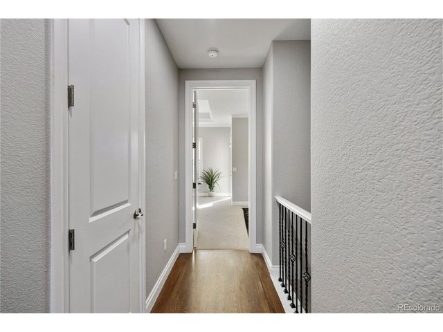 9227 Kornbrust Dr, Lone Tree, CO 80124