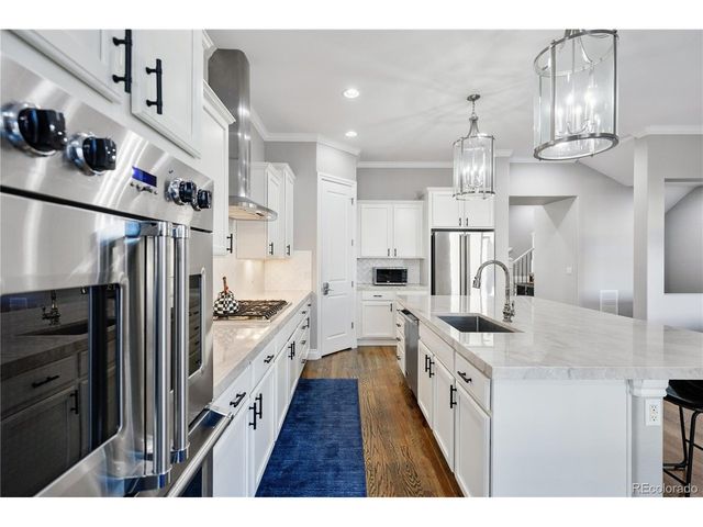 9227 Kornbrust Dr, Lone Tree, CO 80124